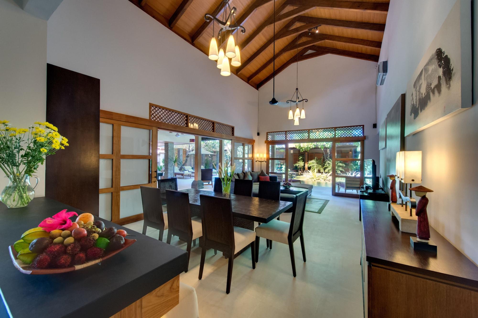 Villa Kinaree Estate Seminyak  Bagian luar foto