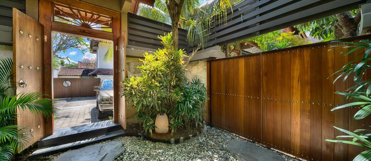 Villa Kinaree Estate Seminyak  Bagian luar foto